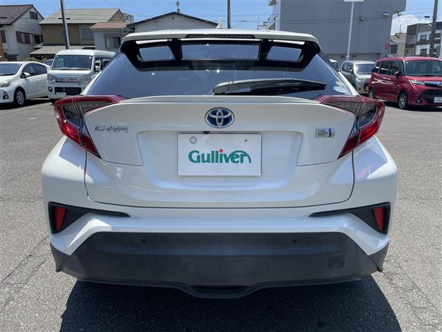 Ｃ－ＨＲ Ｇ　純正ナビ　純正１８インチＡＷ　プリクラッシュ　ハーフレザー　ハイブリッド車　スマートキー　プッシュスタート　ＬＥＤライト　ＥＴＣ（8枚目）