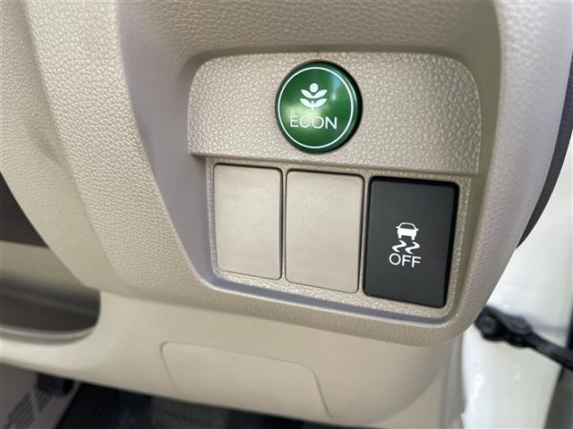 N-ONE G・Lパッケージ ★プッシュスタート★オートエアコン★オートライト★サイド&カーテンエアバッグ★ETC★Pioneer製CD/USBチューナー(FH-580)★横滑り防止★シガーソケット(24枚目)