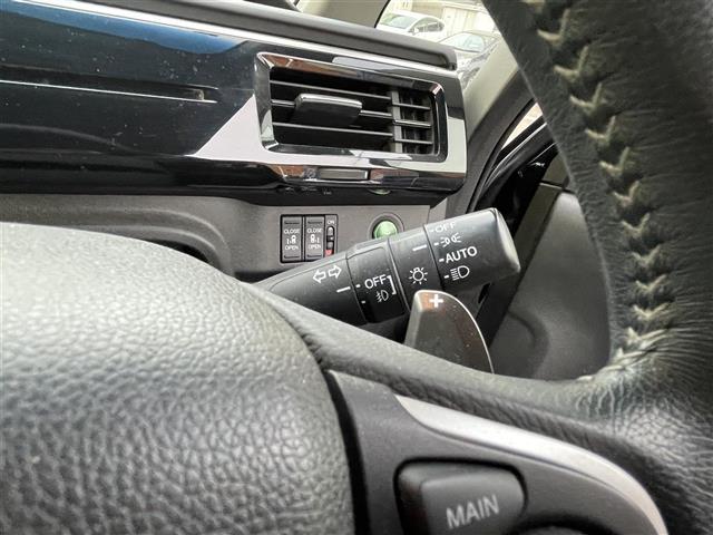 ステップワゴンスパーダ スパーダ ホンダセンシング ワンオーナー CMBS(衝突軽減ブレーキ) アダプティブクルーズコントロール LKASディーラー純正ナビ フルセグ Bluetooth SD バックカメラ 両側パワースライドドア サンシェード ETC(14枚目)