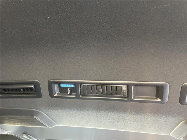 ハイエースバン スーパーGL ダーク プライムII 両側パワースライド 純正SDナビ バックカメラ スマートキー プッシュスタート(6枚目)