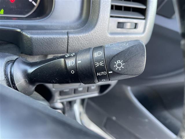 ハイエースバン スーパーGL ダーク プライムII 両側パワースライド 純正SDナビ バックカメラ スマートキー プッシュスタート(26枚目)