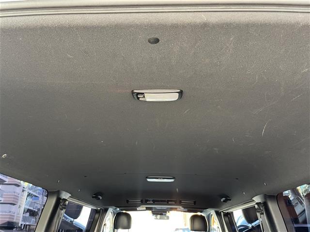 ハイエースバン スーパーGL ダーク プライムII 両側パワースライド 純正SDナビ バックカメラ スマートキー プッシュスタート(30枚目)