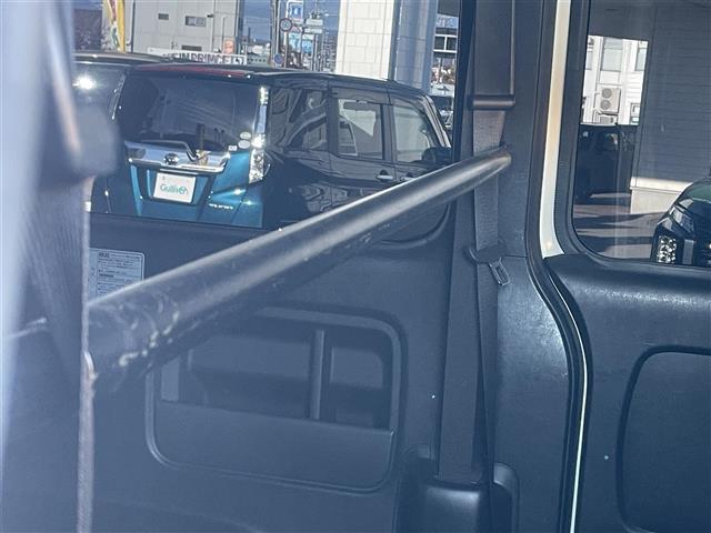 ハイエースバン スーパーGL ダーク プライムII 両側パワースライド 純正SDナビ バックカメラ スマートキー プッシュスタート(31枚目)