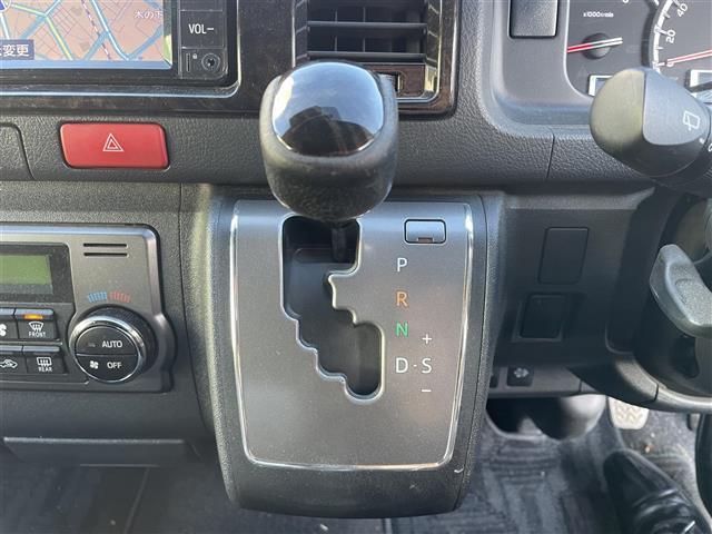 ハイエースバン スーパーGL ダーク プライムII 両側パワースライド 純正SDナビ バックカメラ スマートキー プッシュスタート(33枚目)