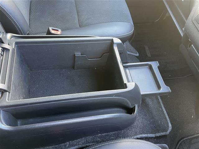 ハイエースバン スーパーGL ダーク プライムII 両側パワースライド 純正SDナビ バックカメラ スマートキー プッシュスタート(37枚目)