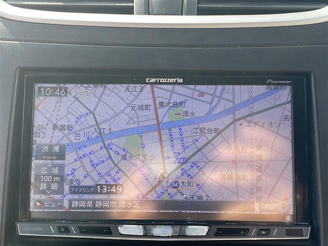 スイフトスポーツ ベースグレード　ワンオーナー　６速マニュアル　社外ナビ　社外１７インチＡＷ　ＨＩＤヘッドライト　スマートキー　プッシュスタート（5枚目）
