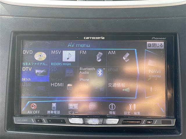 スイフトスポーツ ベースグレード　ワンオーナー　６速マニュアル　社外ナビ　社外１７インチＡＷ　ＨＩＤヘッドライト　スマートキー　プッシュスタート（7枚目）