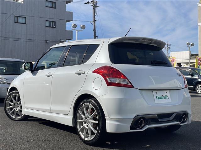 スイフトスポーツ ベースグレード　ワンオーナー　６速マニュアル　社外ナビ　社外１７インチＡＷ　ＨＩＤヘッドライト　スマートキー　プッシュスタート（37枚目）