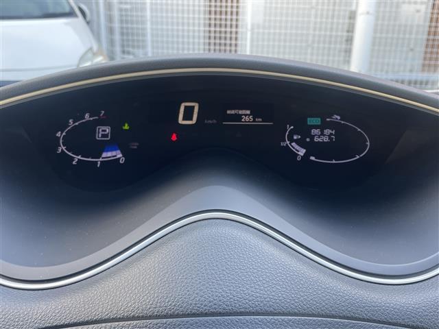 セレナ ハイウェイスター Vセレクション+セーフティ SHV エマージェンシーブレーキ アラウンドビューモニター 車線逸脱警報 クルーズコントロール フリップダウンモニター 純正SDナビ フルセグ Bluetooth SD 両側パワースライドドア LEDヘッド(5枚目)