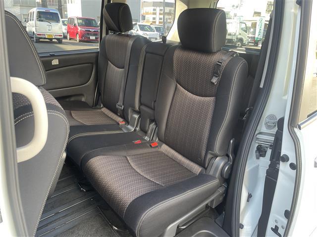 セレナ ハイウェイスター Vセレクション+セーフティ SHV エマージェンシーブレーキ アラウンドビューモニター 車線逸脱警報 クルーズコントロール フリップダウンモニター 純正SDナビ フルセグ Bluetooth SD 両側パワースライドドア LEDヘッド(9枚目)