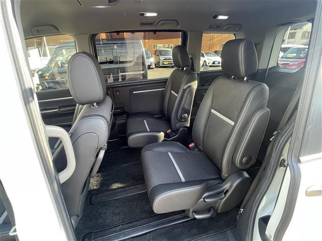 ステップワゴンスパーダ スパーダ・クールスピリット ホンダセンシング 両側パワースライドドア フリップダウンモニター 純正メモリナビ フルセグ Bluetooth SD CD DVD バックカメラ ステアリングリモコン 前席シートヒーター パドルシフト ETC(9枚目)