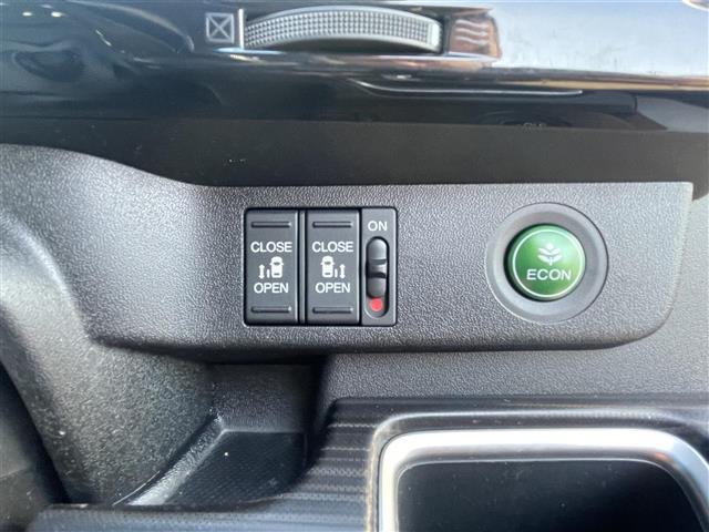 ステップワゴンスパーダ スパーダ・クールスピリット ホンダセンシング 両側パワースライドドア フリップダウンモニター 純正メモリナビ フルセグ Bluetooth SD CD DVD バックカメラ ステアリングリモコン 前席シートヒーター パドルシフト ETC(12枚目)