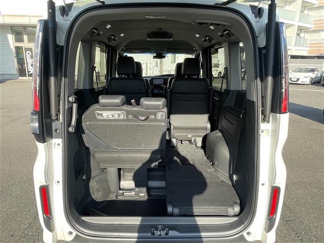 ステップワゴンスパーダ スパーダ・クールスピリット ホンダセンシング 両側パワースライドドア フリップダウンモニター 純正メモリナビ フルセグ Bluetooth SD CD DVD バックカメラ ステアリングリモコン 前席シートヒーター パドルシフト ETC(16枚目)