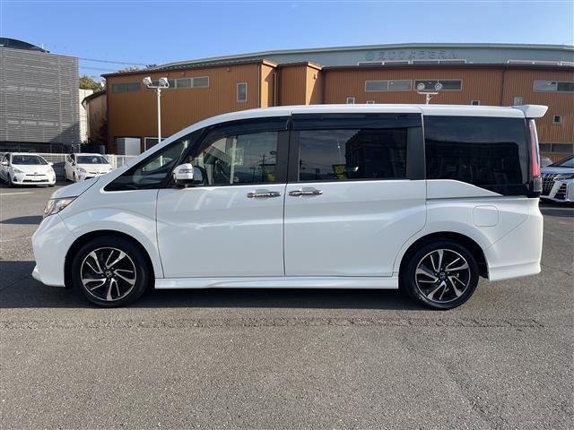 ステップワゴンスパーダ スパーダ・クールスピリット ホンダセンシング 両側パワースライドドア フリップダウンモニター 純正メモリナビ フルセグ Bluetooth SD CD DVD バックカメラ ステアリングリモコン 前席シートヒーター パドルシフト ETC(22枚目)