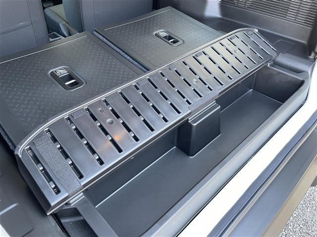 ジムニーシエラ ＪＣ　１オーナー　ディスプレイオーディオ　ＢＴ／ＣＤ／ＤＶＤ／ＵＳＢ　前後ドラレコ　バックカメラ　シートヒーター　レーンキープ　ＬＥＤ　前フォグ　ヘッドライトウォッシャー　純正ＡＷ　背面タイヤ　スペアキー（31枚目）