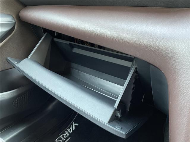 ヤリスクロス ハイブリッドZ 1オーナー 純正ナビ BT/CD/DVD/USB/TV 360カメラ 前後ドラレコ 半革 シートヒーター 電動シート ACC LKA BSM 純正マット 純正AW 電動リアゲート スペアキー ETC(15枚目)