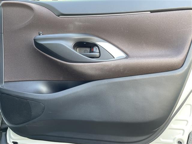 ヤリスクロス ハイブリッドZ 1オーナー 純正ナビ BT/CD/DVD/USB/TV 360カメラ 前後ドラレコ 半革 シートヒーター 電動シート ACC LKA BSM 純正マット 純正AW 電動リアゲート スペアキー ETC(21枚目)