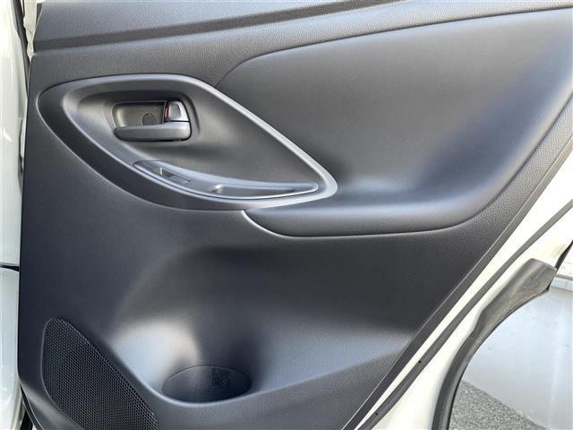 ヤリスクロス ハイブリッドZ 1オーナー 純正ナビ BT/CD/DVD/USB/TV 360カメラ 前後ドラレコ 半革 シートヒーター 電動シート ACC LKA BSM 純正マット 純正AW 電動リアゲート スペアキー ETC(24枚目)