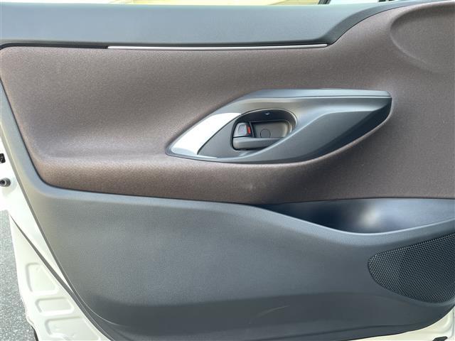 ヤリスクロス ハイブリッドZ 1オーナー 純正ナビ BT/CD/DVD/USB/TV 360カメラ 前後ドラレコ 半革 シートヒーター 電動シート ACC LKA BSM 純正マット 純正AW 電動リアゲート スペアキー ETC(27枚目)