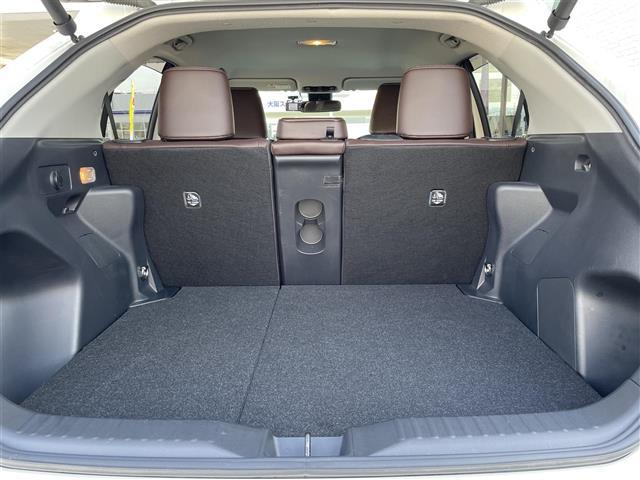 ヤリスクロス ハイブリッドZ 1オーナー 純正ナビ BT/CD/DVD/USB/TV 360カメラ 前後ドラレコ 半革 シートヒーター 電動シート ACC LKA BSM 純正マット 純正AW 電動リアゲート スペアキー ETC(30枚目)