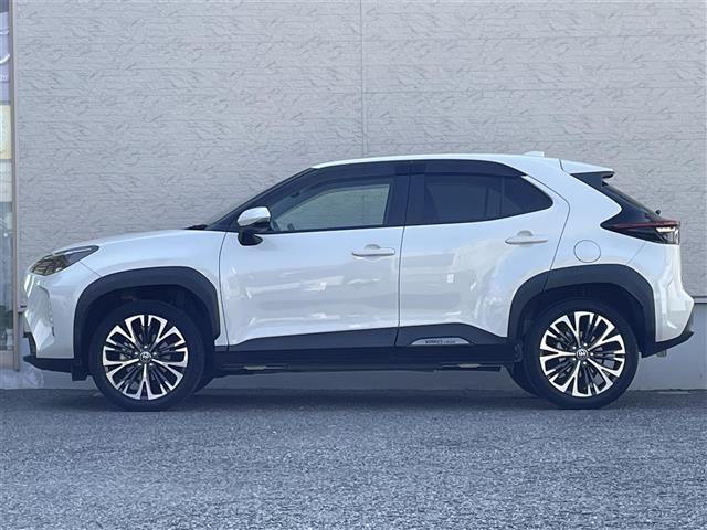 ヤリスクロス ハイブリッドZ 1オーナー 純正ナビ BT/CD/DVD/USB/TV 360カメラ 前後ドラレコ 半革 シートヒーター 電動シート ACC LKA BSM 純正マット 純正AW 電動リアゲート スペアキー ETC(38枚目)