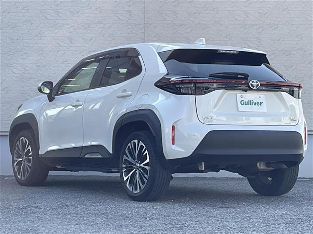 ヤリスクロス ハイブリッドZ 1オーナー 純正ナビ BT/CD/DVD/USB/TV 360カメラ 前後ドラレコ 半革 シートヒーター 電動シート ACC LKA BSM 純正マット 純正AW 電動リアゲート スペアキー ETC(43枚目)