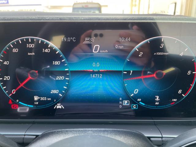 納車前に内外装のクリーニングをいたします。各種コーティング（別途有料）もご用意しておりますので、是非ご相談ください。