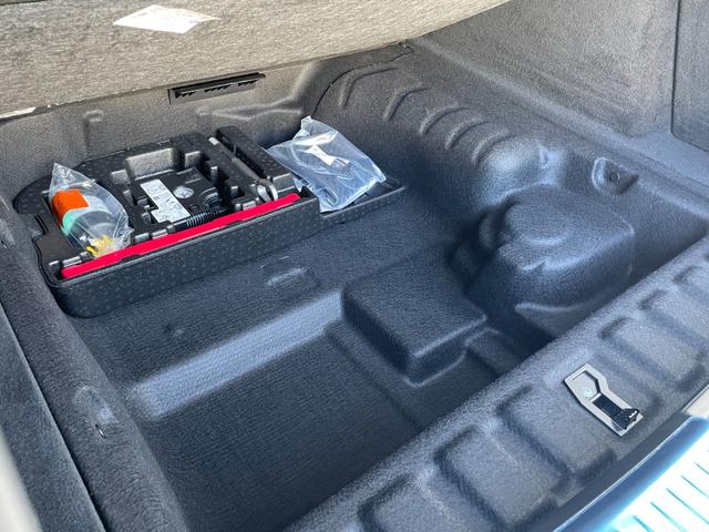 納車前に内外装のクリーニングをいたします。各種コーティング（別途有料）もご用意しておりますので、是非ご相談ください。