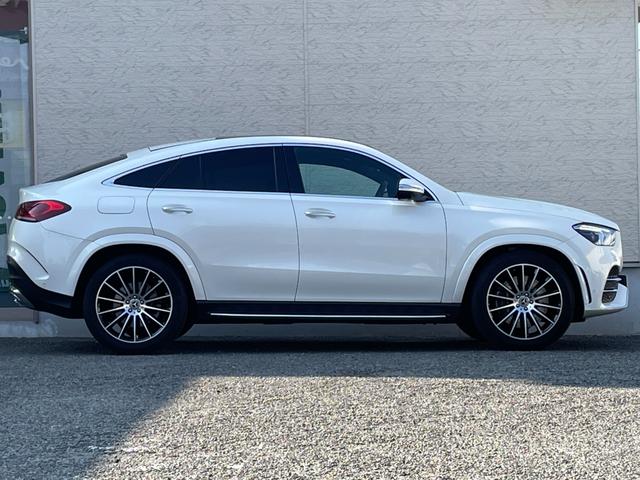 納車前に内外装のクリーニングをいたします。各種コーティング（別途有料）もご用意しておりますので、是非ご相談ください。