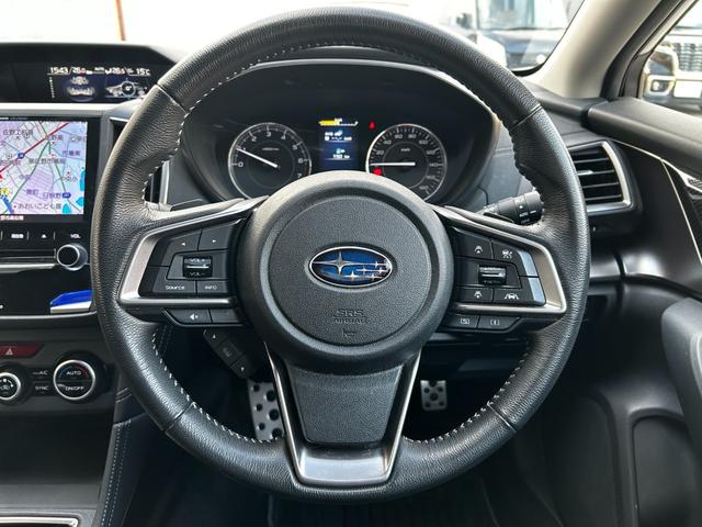 インプレッサスポーツ ２．０ｉ－Ｓアイサイト　１オーナー　純正ナビ　ＢＴ／ＣＤ／ＤＶＤ／ＳＤ／ＴＶ　電動シート　バックカメラ　ＡＣＣ　ＬＫＡ　ＢＳＭ　ＳＲＨ　パドルシフト　純正マット　純正ＡＷ　ＬＥＤ　前後フォグ　オートハイビーム　スペアキー（8枚目）