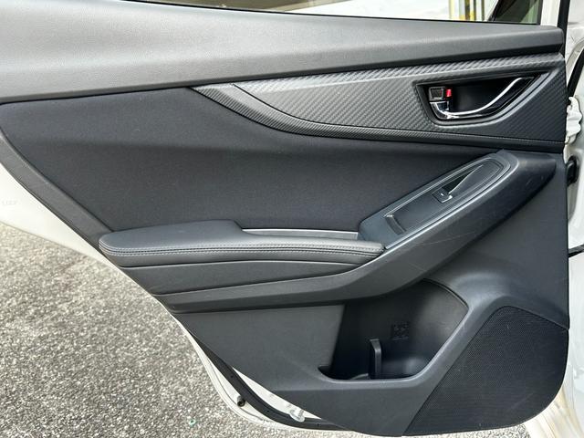 インプレッサスポーツ ２．０ｉ－Ｓアイサイト　１オーナー　純正ナビ　ＢＴ／ＣＤ／ＤＶＤ／ＳＤ／ＴＶ　電動シート　バックカメラ　ＡＣＣ　ＬＫＡ　ＢＳＭ　ＳＲＨ　パドルシフト　純正マット　純正ＡＷ　ＬＥＤ　前後フォグ　オートハイビーム　スペアキー（44枚目）