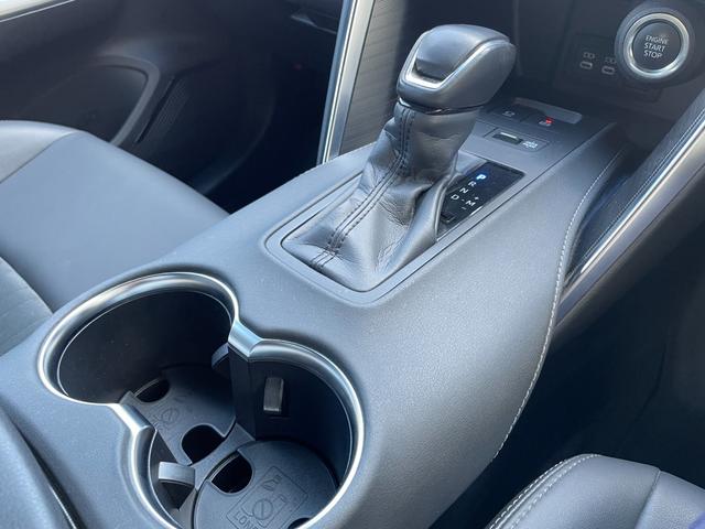 ハリアー Ｇ　１オーナー　純正ナビ　ＢＴ／ＵＳＢ／ＴＶ　バックカメラ　半革　電動シート　電動リアゲート　ＡＣＣ　ＬＫＡ　前後センサー　ＬＥＤ　前フォグ　オートハイビーム　純正マット　純正ＡＷ　スペアキー　ＥＴＣ（15枚目）