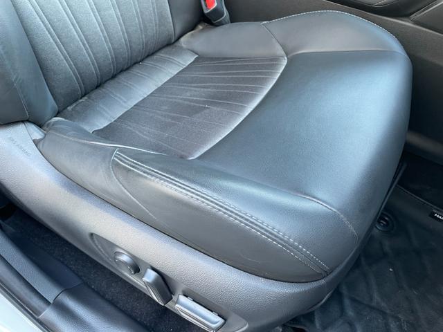 ハリアー Ｇ　１オーナー　純正ナビ　ＢＴ／ＵＳＢ／ＴＶ　バックカメラ　半革　電動シート　電動リアゲート　ＡＣＣ　ＬＫＡ　前後センサー　ＬＥＤ　前フォグ　オートハイビーム　純正マット　純正ＡＷ　スペアキー　ＥＴＣ（30枚目）