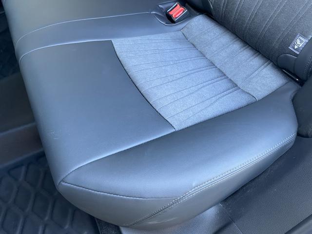 ハリアー Ｇ　１オーナー　純正ナビ　ＢＴ／ＵＳＢ／ＴＶ　バックカメラ　半革　電動シート　電動リアゲート　ＡＣＣ　ＬＫＡ　前後センサー　ＬＥＤ　前フォグ　オートハイビーム　純正マット　純正ＡＷ　スペアキー　ＥＴＣ（54枚目）