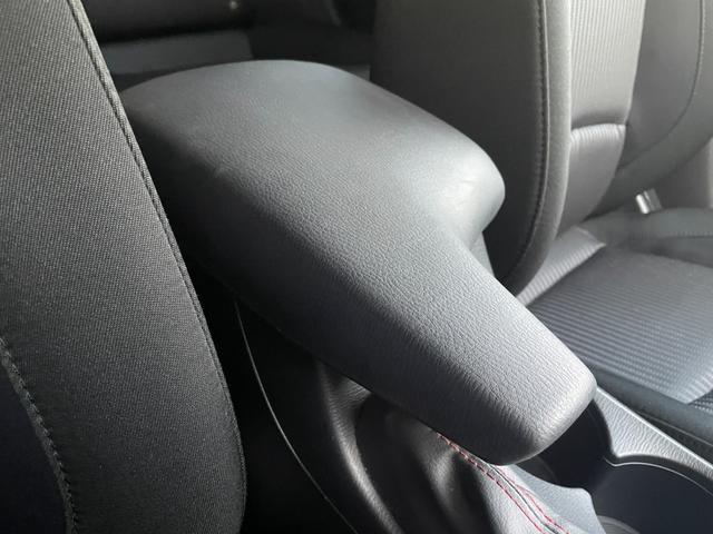 納車前に内外装のクリーニングをいたします。各種コーティング（別途有料）もご用意しておりますので、是非ご相談ください。