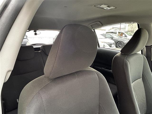 アクア Ｓスタイルブラック　純正ナビ　前後ドライブレコーダー　バックカメラ　純正ビルトインＥＴＣ　ＣＤ／ＤＶＤ／フルセグＴＶ／Ｂｌｕｅｔｏｏｔｈ／ＳＤ　ＬＥＤヘッドライト　プリクラッシュセーフティ　レーンディパーチャーアラート（19枚目）