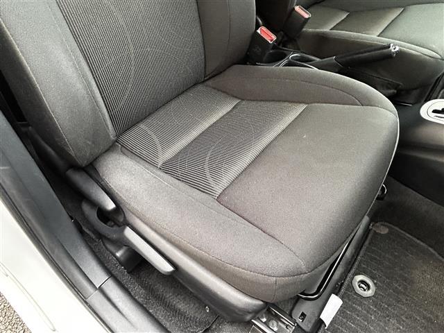 アクア Ｓスタイルブラック　純正ナビ　前後ドライブレコーダー　バックカメラ　純正ビルトインＥＴＣ　ＣＤ／ＤＶＤ／フルセグＴＶ／Ｂｌｕｅｔｏｏｔｈ／ＳＤ　ＬＥＤヘッドライト　プリクラッシュセーフティ　レーンディパーチャーアラート（21枚目）