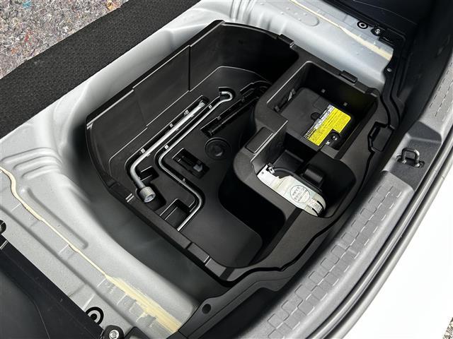 アクア Ｓスタイルブラック　純正ナビ　前後ドライブレコーダー　バックカメラ　純正ビルトインＥＴＣ　ＣＤ／ＤＶＤ／フルセグＴＶ／Ｂｌｕｅｔｏｏｔｈ／ＳＤ　ＬＥＤヘッドライト　プリクラッシュセーフティ　レーンディパーチャーアラート（33枚目）