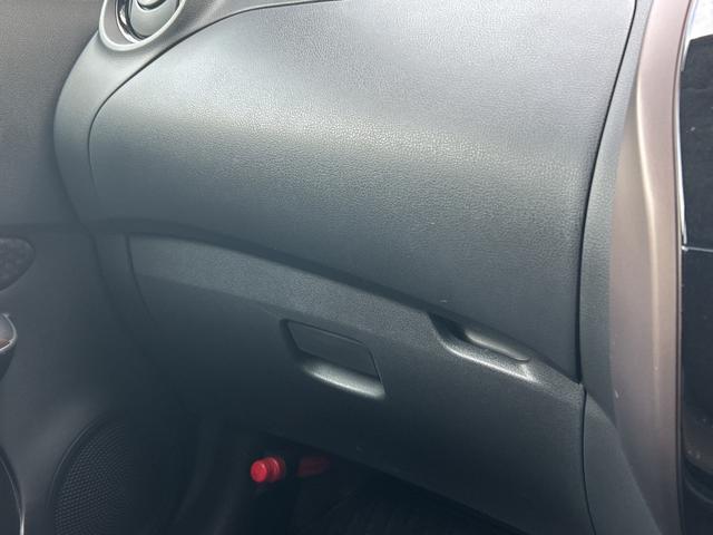 ノート e-パワー メダリスト 純正ナビ ドライブレコーダー ETC 衝突軽減ブレーキ レーダークルーズコントロール ハーフレザーシート LEDヘッドライト オートハイビーム 革巻ステアリング ステアリングスイッチ アームレスト(21枚目)