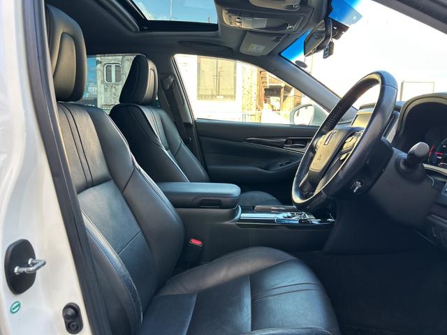 クラウンハイブリッド アスリートＳ　黒革シート　ＳＲ　レーダークルーズコントロール　プリクラッシュ　純正８型ＨＤＤナビ　シートベンチレーション　ドライブレコーダー　パワーシート　純正ＥＴＣ　Ｂカメラ　フルセグＴＶ／Ｂｌｕｅｔｏｏｔｈ（32枚目）