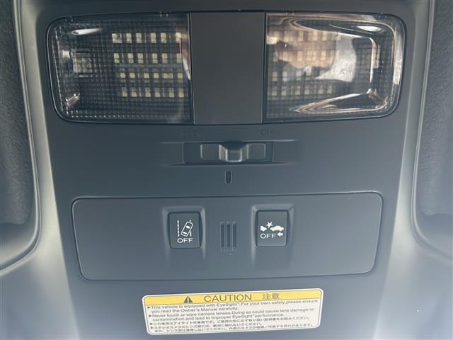 WRX S4 2.0GT-Sアイサイト 純正ナビ CD DVD SD USB フルセグTV Bカメラ 前ドラレコ ETC 追従クルコン パドルシフト STIフルエアロ STIアルミホイール STIフロアマット STIステアリング アイサイト(17枚目)