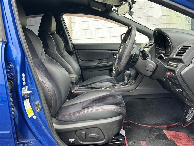 WRX S4 2.0GT-Sアイサイト 純正ナビ CD DVD SD USB フルセグTV Bカメラ 前ドラレコ ETC 追従クルコン パドルシフト STIフルエアロ STIアルミホイール STIフロアマット STIステアリング アイサイト(18枚目)