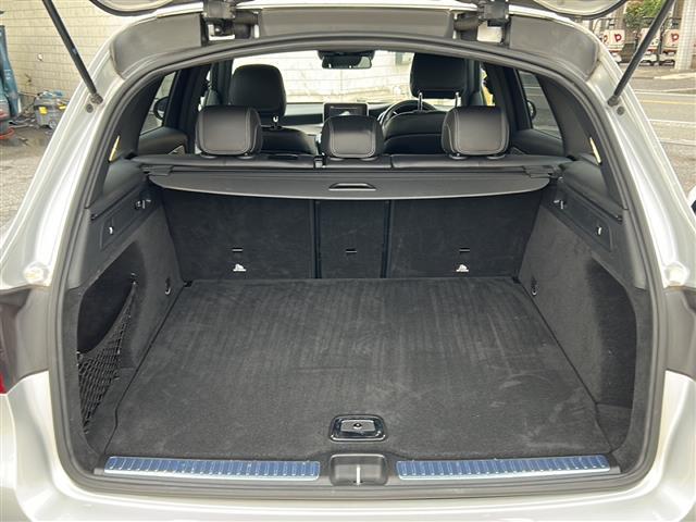 ＧＬＣ ＧＬＣ２５０　４マチックスポーツ（本革仕様）　純正ナビ　全方位カメラ　レーダークルコン　パドルシフト　衝突軽減　レーンキープ　ハンドルアシスト　ＢＳＭ　ハーフレザー　パワーシート　シートヒーター　パワーバックドア　ルーフレール　スペアキー（19枚目）