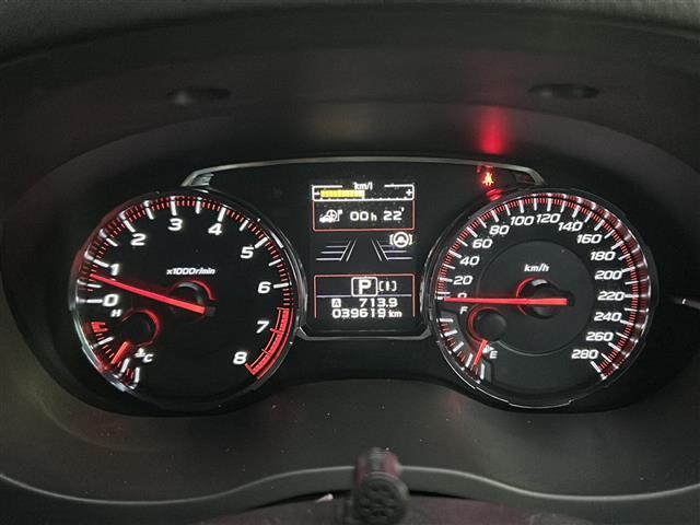 気になる車はすぐにお問い合わせください!画面右側の0066から始まる無料ダイヤルからお問い合わせ下さい!専門スタッフがお車のご質問にお答えいたします!