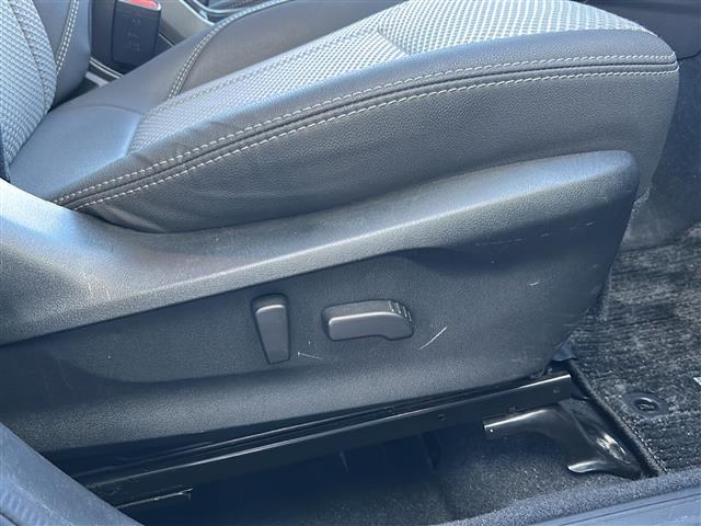 フォレスター X-エディション 1オナ 純正ナビ B F Sカメラ 衝突軽減 レーンキープ BSM オートハイビーム クルコン ハーフレザー パワーシート シート ハンドルヒーター パワーバックドア ETC ドラレコ スペアキー(18枚目)