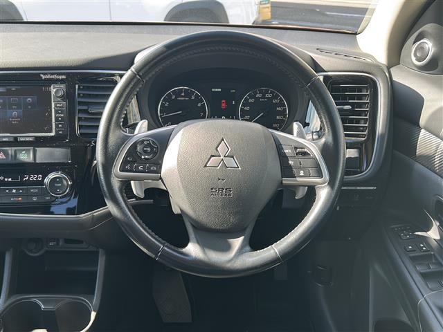 安心の全車保証付き！（※部分保証、国産車は納車後３ヶ月、輸入車は納車後１ヶ月の保証期間となります）。その他長期保証（有償）もご用意しております！※長期保証を付帯できる車両には条件がございます。