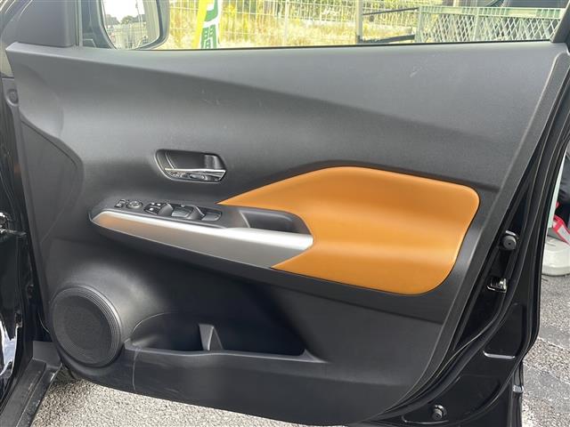 キックス Ｘ　ツートーンインテリアエディション　１オナ　純正ナビ　全方位カメラ　プロパイロット　衝突軽減　レーンキープ　オートハイビーム　合皮シート　シート　ハンドルヒーター　デジタルミラー　ルーフレール　ＥＴＣ　ドラレコ　冬タイヤ　スペアキー（13枚目）