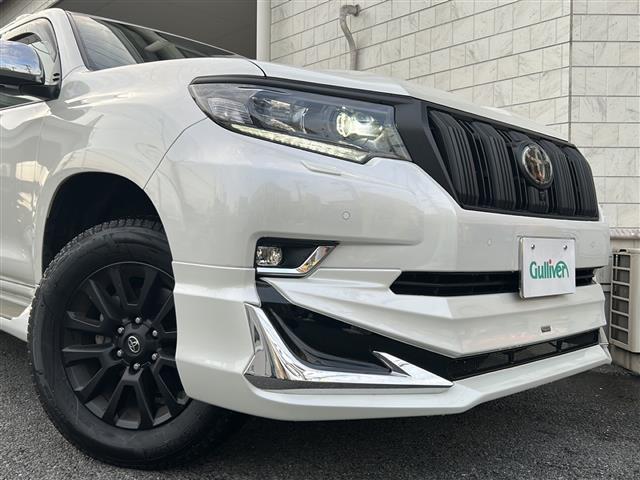 ランドクルーザープラド TX Lパッケージ マットブラックエディション ワンオーナー サンルーフ モデリスタエアロ メーカーナビ 全方位カメラ ルーフレール 純正18インチアルミ トヨタセーフティーセンス 盗難防止装置 横滑り防止装置 電格サードシート 新車時保証書 取説(4枚目)