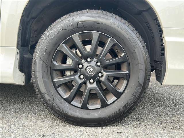 ランドクルーザープラド TX Lパッケージ マットブラックエディション ワンオーナー サンルーフ モデリスタエアロ メーカーナビ 全方位カメラ ルーフレール 純正18インチアルミ トヨタセーフティーセンス 盗難防止装置 横滑り防止装置 電格サードシート 新車時保証書 取説(38枚目)