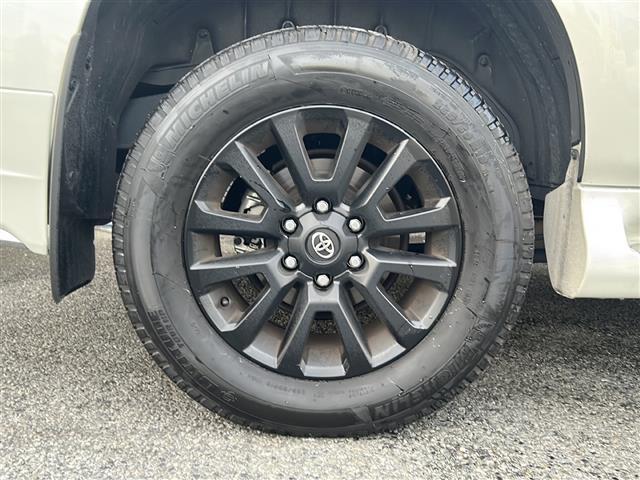 ランドクルーザープラド TX Lパッケージ マットブラックエディション ワンオーナー サンルーフ モデリスタエアロ メーカーナビ 全方位カメラ ルーフレール 純正18インチアルミ トヨタセーフティーセンス 盗難防止装置 横滑り防止装置 電格サードシート 新車時保証書 取説(39枚目)